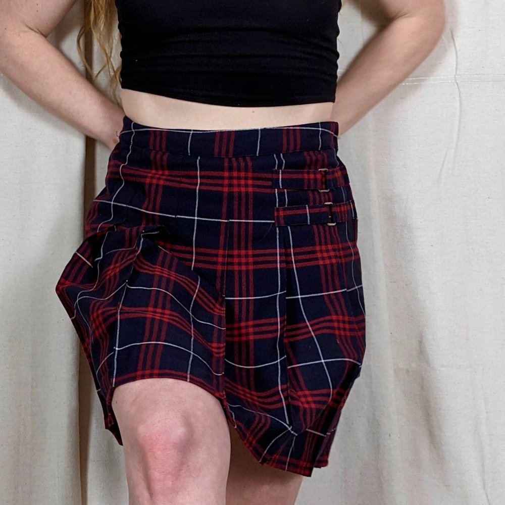 NWOT Navy/Red/White School Girl Skort
